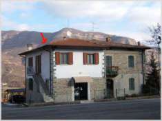 Foto Casa indipendente Palanzano. Appartamenti a reddito.
