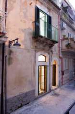 Foto Casa indipendente su tre livelli a Ragusa in centro storico