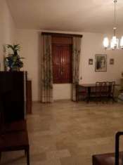 Foto Casa indipendente su tre livelli con ampi spazi e terrazza panoramica a Rosolini