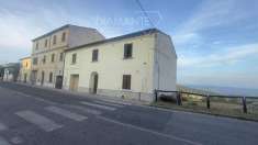 Foto Casa semi indipendente in Vendita, 2 Locali, 1 Camera, 80 mq (RO