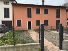 Foto Casa semi indipendente in Vendita, 3 Locali, 2 Camere, 100 mq (C