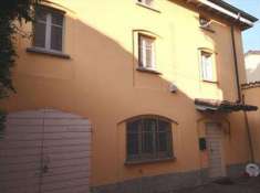 Foto Casa semi indipendente in Vendita, pi di 6 Locali, 2 Camere, 15