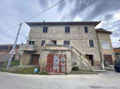 Foto Casa semi indipendente in Vendita, pi di 6 Locali, 200 mq (MAGI
