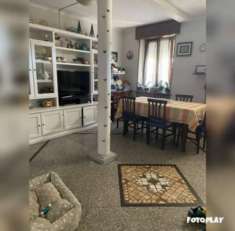 Foto CASA SEMINDIPENDENTE