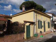 Foto Casa semindipendente in Vendita, pi di 6 Locali, 130 mq (Pietra