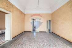 Foto Casa Semindipendente in vendita a Catania, Centro Storico