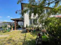 Foto Casa semindipendente in vendita a Pianezzoli - Empoli 230 mq  Rif: 1319138