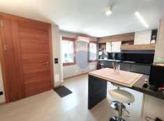 Foto Casa Semindipendente in vendita a Valdobbiadene