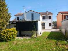 Foto Casa singola con garage e giardino di propriet  (V-CS.85)
