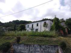 Foto Casa singola in collina