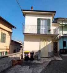 Foto Casa singola in Vendita, 1 Locale, 165 mq, Villalvernia