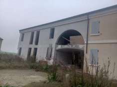 Foto Casa singola in Vendita, 1 Locale, 371 mq, Finale Emilia