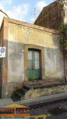 Foto Casa singola in Vendita, 2 Locali, 50 mq, Camporotondo Etneo