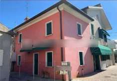 Foto Casa singola in Vendita, 3,5 Locali, 75,8 mq, Trebaseleghe