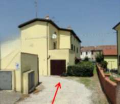 Foto Casa singola in Vendita, 4,5 Locali, 115 mq, Ferrara