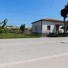 Foto Casa singola in Vendita, 4 Locali, 150 mq, Giulianova