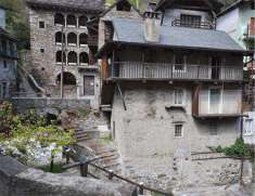 Foto Casa singola in Vendita, 5 Locali, 130 mq, Borgomezzavalle
