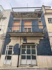 Foto Casa singola in Vendita, 5 Locali, 150 mq, Canosa di Puglia