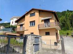 Foto Casa singola in Vendita, 5 Locali, 330 mq, Calolziocorte