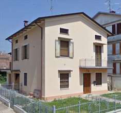 Foto Casa singola in Vendita, 6,5 Locali, 128 mq, Polesine Zibello