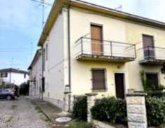 Foto Casa singola in Vendita, 6 Locali, 112 mq, Castelvetro Piacentin