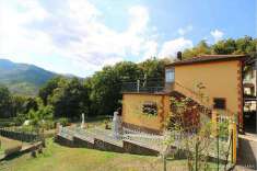 Foto Casa singola in Vendita, 6 Locali, 145 mq, Pontremoli