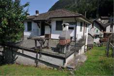 Foto Casa singola in Vendita, 6 Locali, 174 mq, Borgomezzavalle