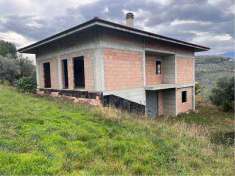 Foto Casa singola in Vendita, 6 Locali, 220 mq, Penne (Penne)