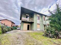 Foto Casa singola in Vendita, 6 Locali, 250 mq, Oggiono