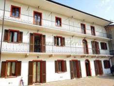 Foto Casa singola in Vendita, 6 Locali, 418 mq, Borgo Ticino