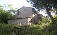 Foto Casa singola in Vendita, pi di 6 Locali, 108,05 mq, Fossombrone