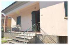 Foto Casa singola in Vendita, pi di 6 Locali, 140 mq, Montecatini Te