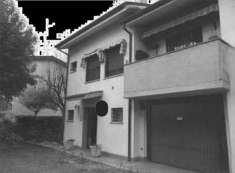 Foto Casa singola in Vendita, pi di 6 Locali, 152 mq, Cento