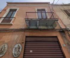 Foto Casa singola in Vendita, pi di 6 Locali, 164 mq, Catania