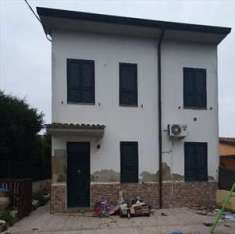 Foto Casa singola in Vendita, pi di 6 Locali, 166 mq, Ravenna