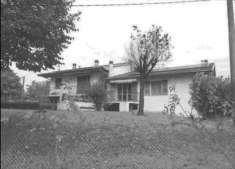 Foto Casa singola in Vendita, pi di 6 Locali, 172 mq, Cento