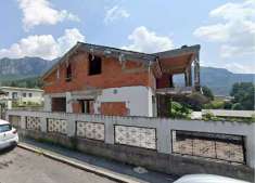 Foto Casa singola in Vendita, pi di 6 Locali, 180 mq, Lecco (Olate)