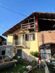 Foto Casa singola in Vendita, pi di 6 Locali, 186 mq, Rocca Canavese