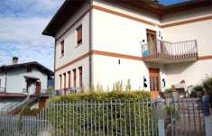 Foto Casa singola in Vendita, pi di 6 Locali, 190 mq, Gandino