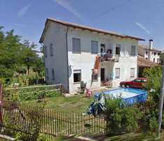 Foto Casa singola in Vendita, pi� di 6 Locali, 194 mq, Loria