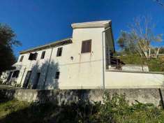 Foto Casa singola in Vendita, pi di 6 Locali, 2 Camere, 105 mq (ARPI
