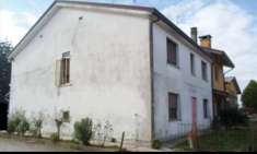 Foto Casa singola in Vendita, pi di 6 Locali, 200 mq, Gaiba