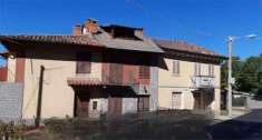 Foto Casa singola in Vendita, pi di 6 Locali, 201 mq, Tonengo