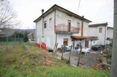 Foto Casa singola in Vendita, pi di 6 Locali, 210 mq (Capannori)