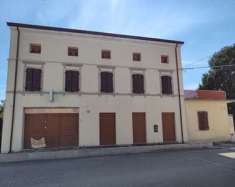 Foto Casa singola in Vendita, pi di 6 Locali, 213 mq, Terzo d'Aquil