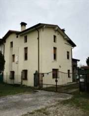 Foto Casa singola in Vendita, pi di 6 Locali, 233 mq, Spilimbergo