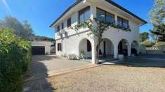 Foto Casa singola in Vendita, pi di 6 Locali, 240 mq, Siniscola