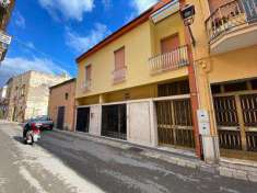 Foto Casa singola in Vendita, pi di 6 Locali, 250 mq, Casarano