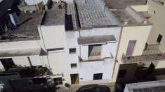 Foto Casa singola in Vendita, pi di 6 Locali, 250 mq, Casarano
