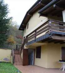 Foto Casa singola in Vendita, pi di 6 Locali, 256,45 mq, Brione